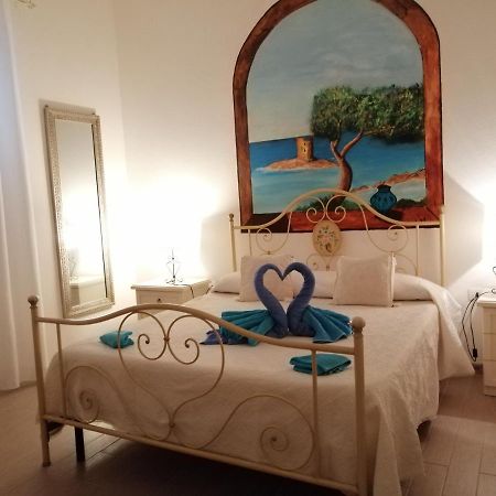 La Porta Sulla Costa Acomodação com café da manhã San Pantaleo Exterior foto